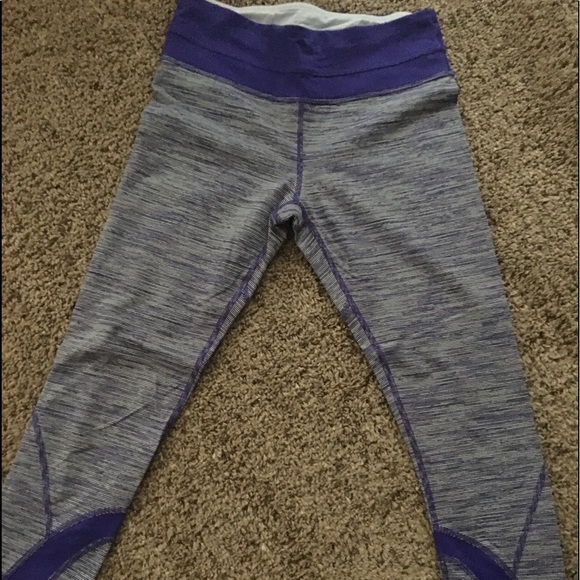 Lululemon Run Inspire Crop II Luxtreme - Picture 2 of 4